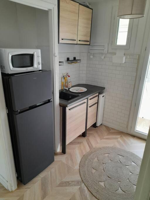 Appartement Aux Alyscamps 2, Climatisation, Wifi, Parking Arles Exterior photo